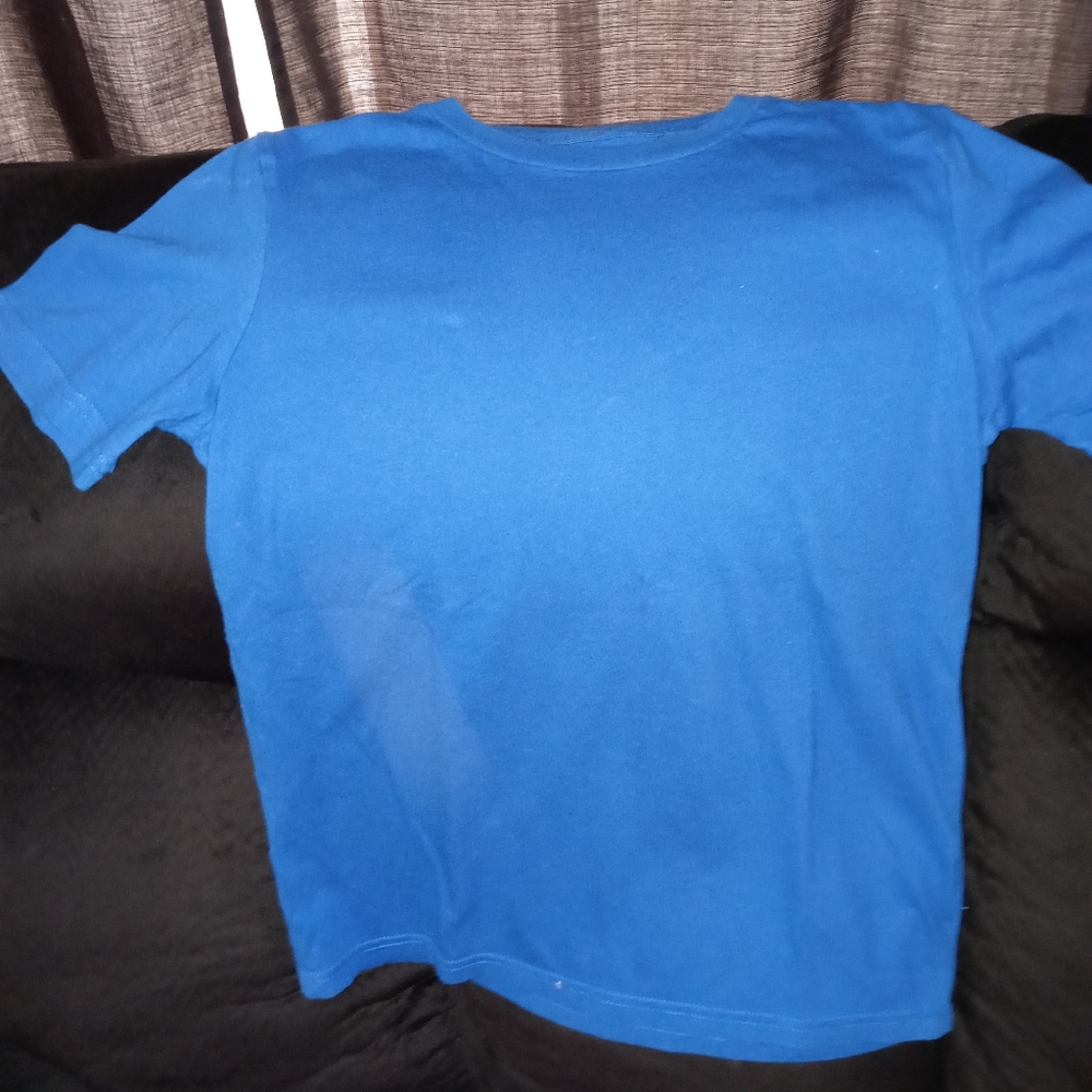 💙BLUE SHORT-SLEEVED TEE SZ.10 BOYS💙